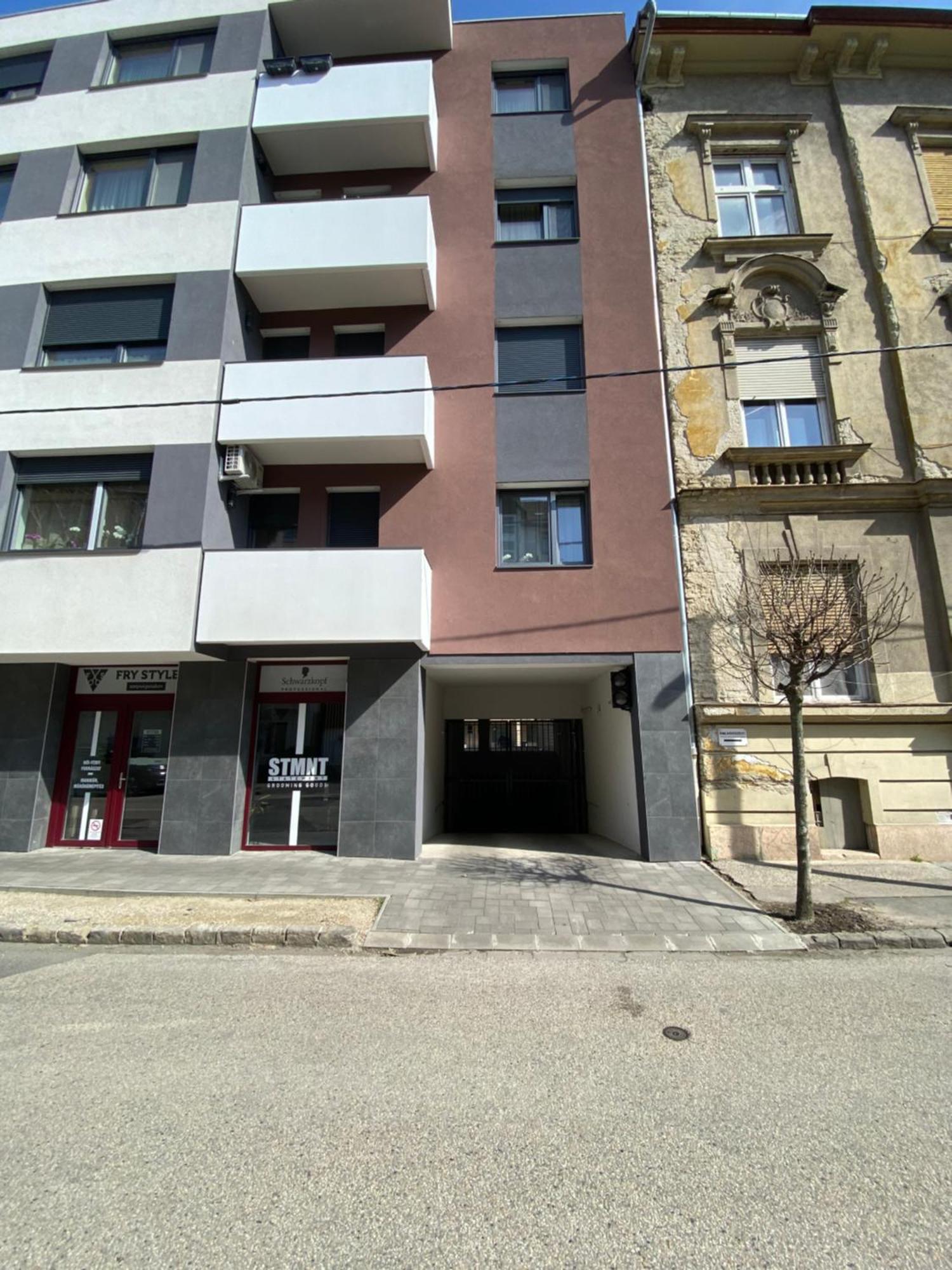 T27 Apartments Free Parking Ingyenes Zart Parkolo Győr Exterior foto